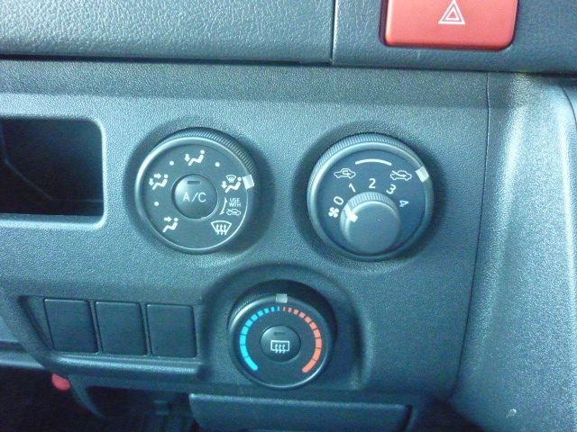 Toyota HIACE VAN 2017-05 1763-11