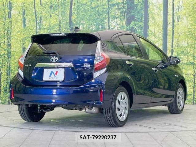 Toyota AQUA 2018-04 339232-17