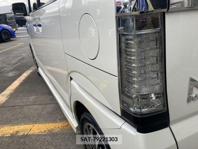 Honda N BOX CUSTOM 2017-08 279157-11