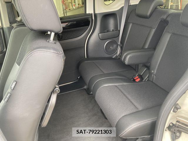 Honda N BOX CUSTOM 2017-08 279157-18