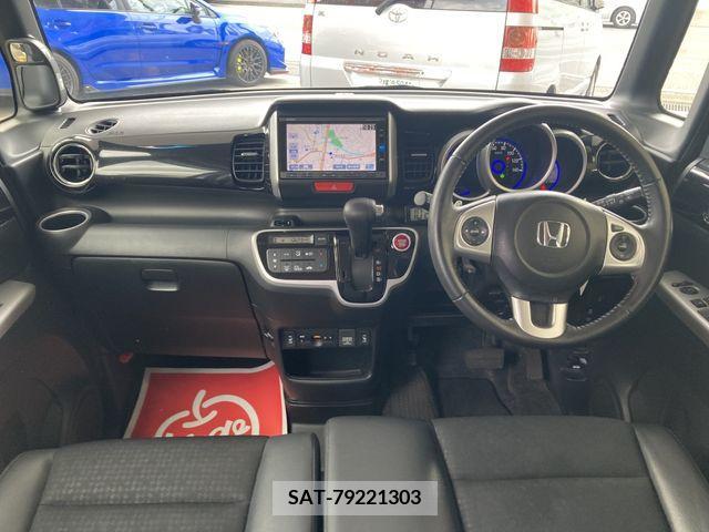 Honda N BOX CUSTOM 2017-08 279157-1
