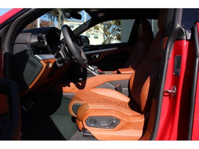 Lamborghini URUS 2020-03 27628-4