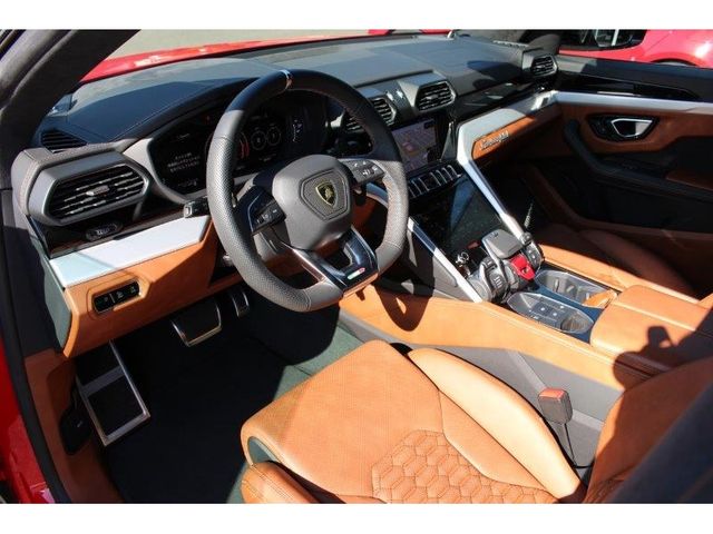 Lamborghini URUS 2020-03 27628-20