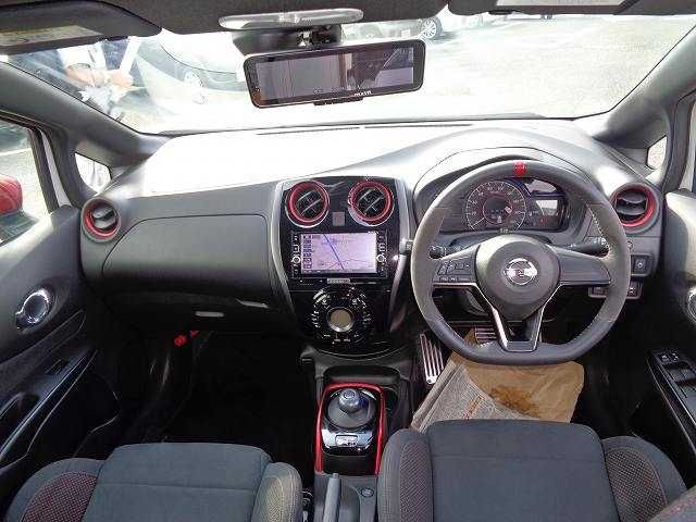 Nissan NOTE 2017-02 4634-1