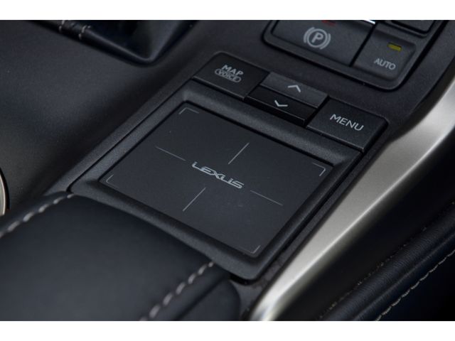 Lexus NX 2015-09 1866-12