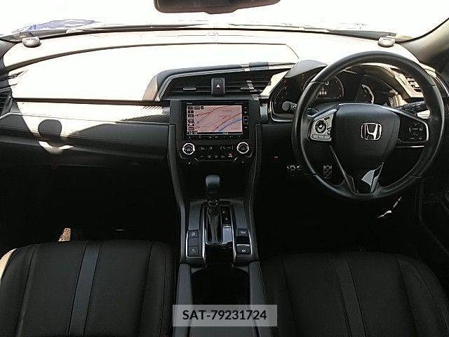 Honda CIVIC 2019-01 302703-1