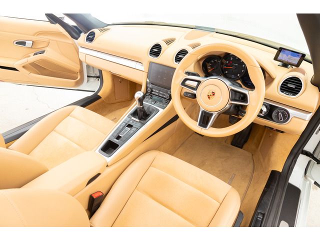 Porsche BOXSTER 2016-08 5281-1