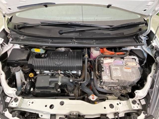 Toyota SIENTA 2018-01 187880-19