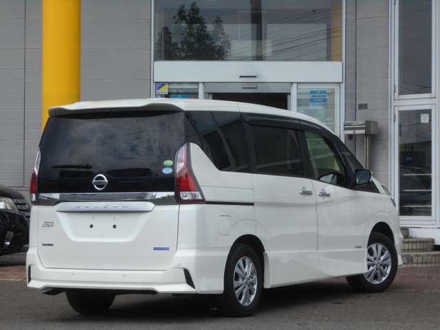Nissan SERENA 2018-09 15996-1