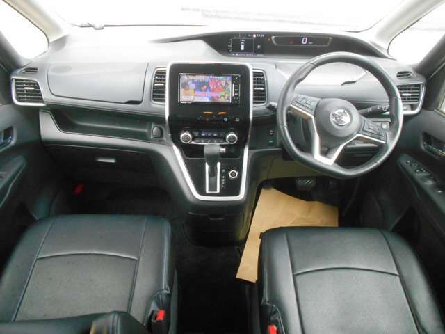 Nissan SERENA 2018-09 15996-16