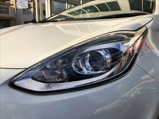 Toyota AQUA 2017-06 182591-10