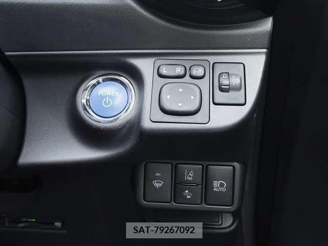 Toyota AQUA 2018-04 293127-14