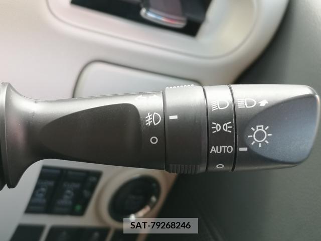 Daihatsu MOVE 2017-10 235216-21