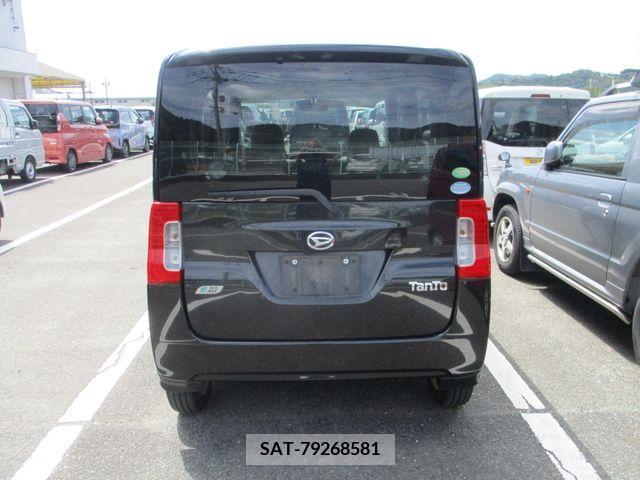 Daihatsu TANTO 2014-01 369320-2