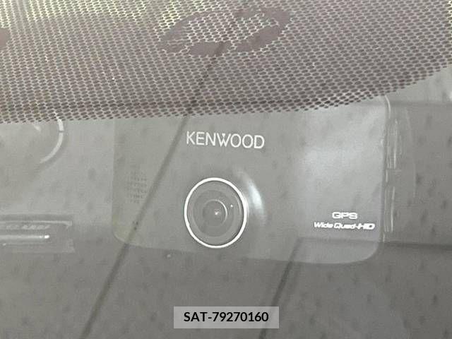 Toyota AQUA 2015-09 356217-4