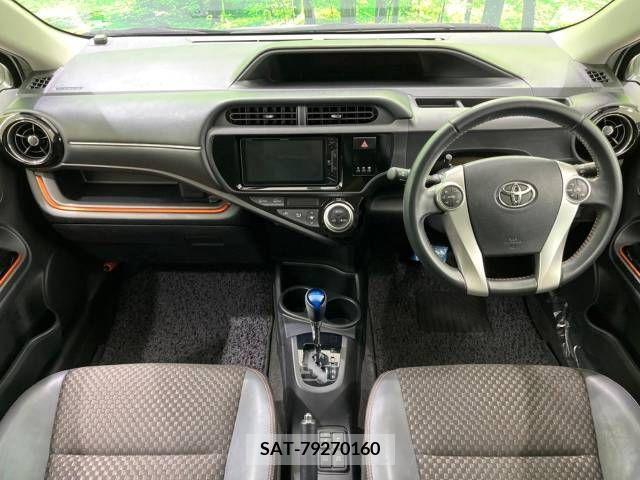 Toyota AQUA 2015-09 356217-1