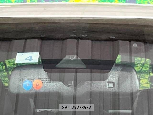 Toyota C-HR 2018-04 294861-2