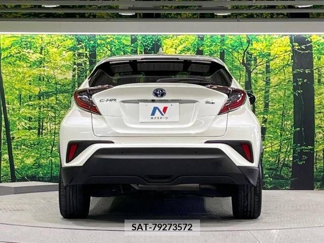 Toyota C-HR 2018-04 294861-15