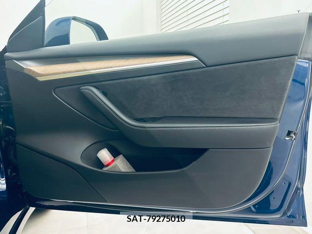 Tesla MODEL 3 2021-03 343148-5