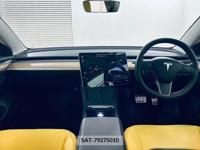 Tesla MODEL 3 2021-03 343148-1