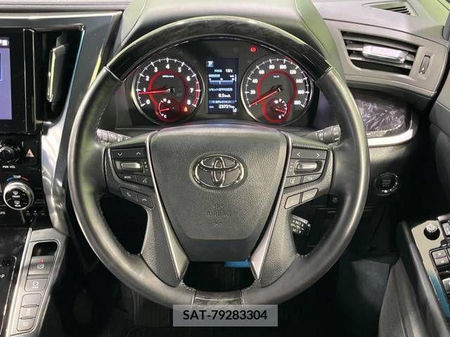 Toyota ALPHARD 2021-08 280329-12