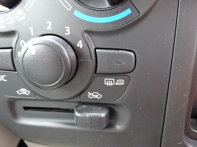 Mazda SCRUM VAN 2018-06 20868-12