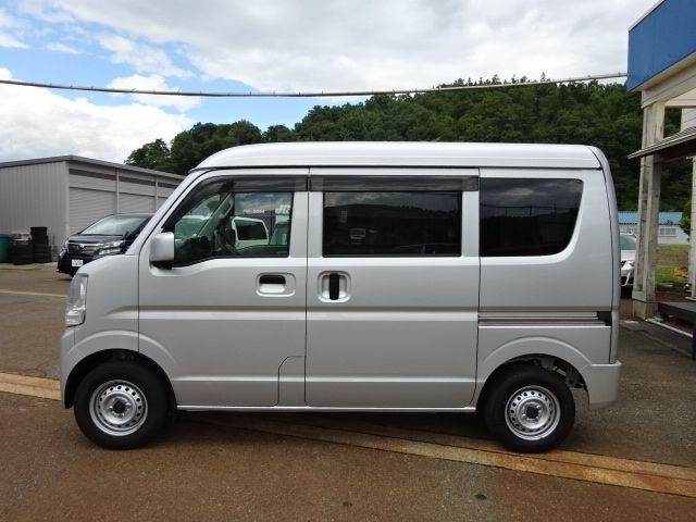 Mazda SCRUM VAN 2018-06 20868-3