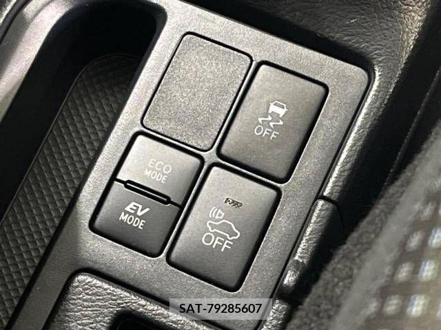 Toyota VITZ HYBRID 2017-10 288637-6