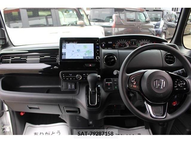 Honda N BOX CUSTOM 2022-01 221053-14