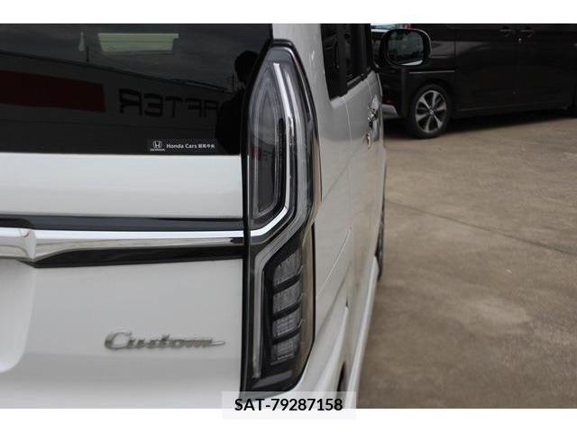 Honda N BOX CUSTOM 2022-01 221053-11