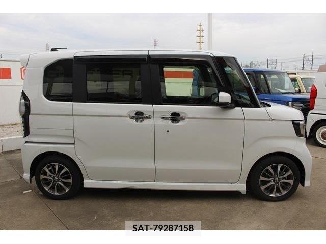 Honda N BOX CUSTOM 2022-01 221053-6