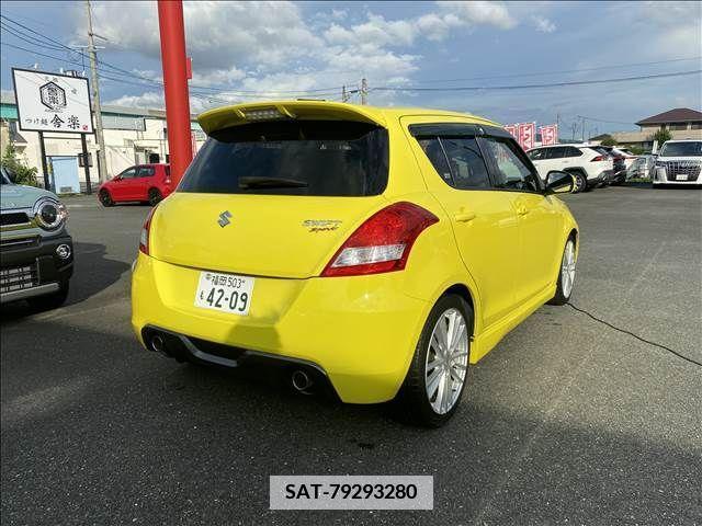 Suzuki SWIFT 2013-11 335891-13