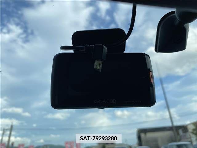 Suzuki SWIFT 2013-11 335891-12