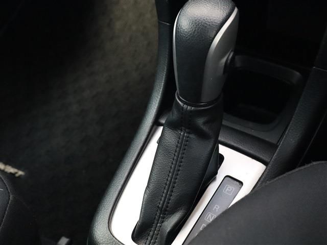 Suzuki SWIFT 2013-03 14707-8