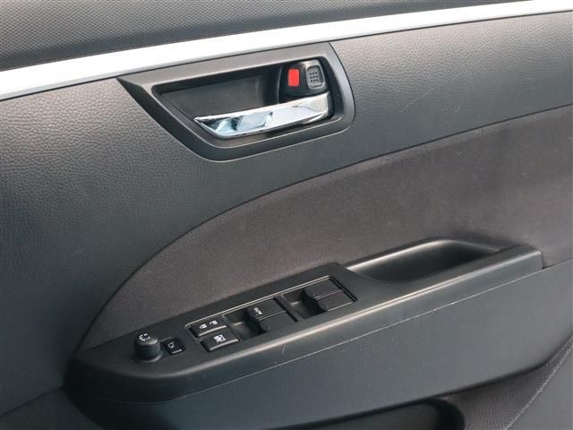 Suzuki SWIFT 2013-03 14707-3