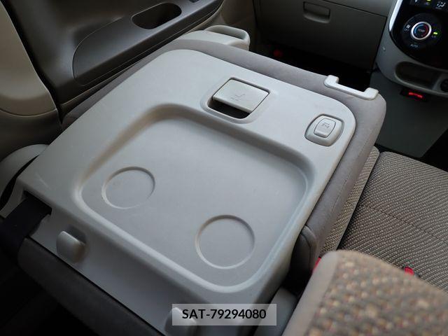 Daihatsu TANTO 2017-04 310217-24