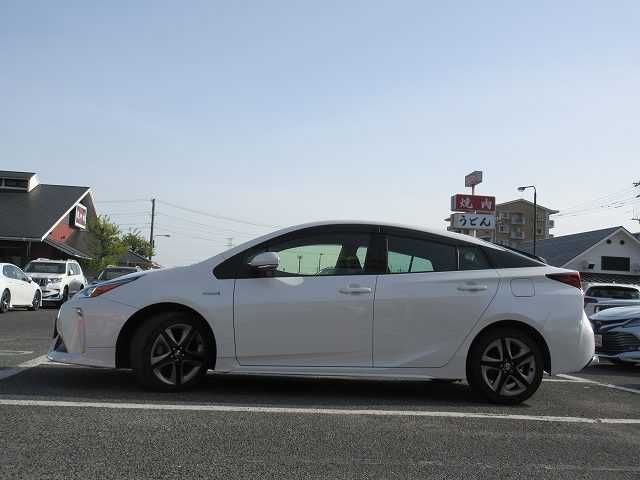 Toyota PRIUS 2020-02 8297-18