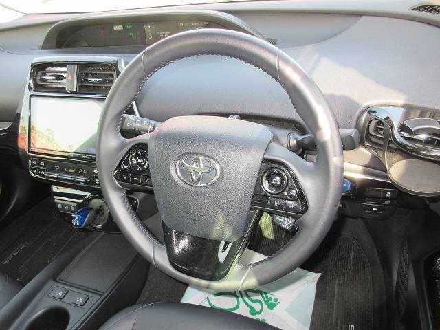 Toyota PRIUS 2020-02 8297-3