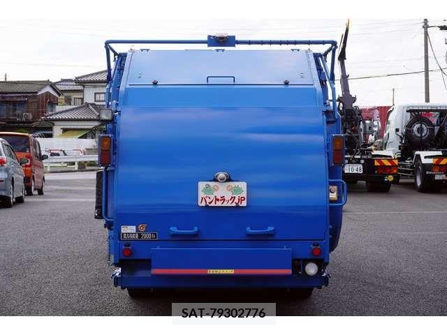 Mitsubishi CANTER 2016-06 294468-3