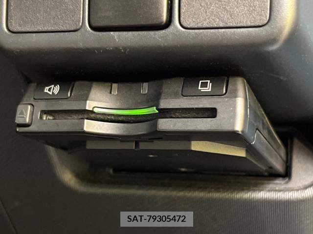 Toyota AQUA 2013-07 313961-5
