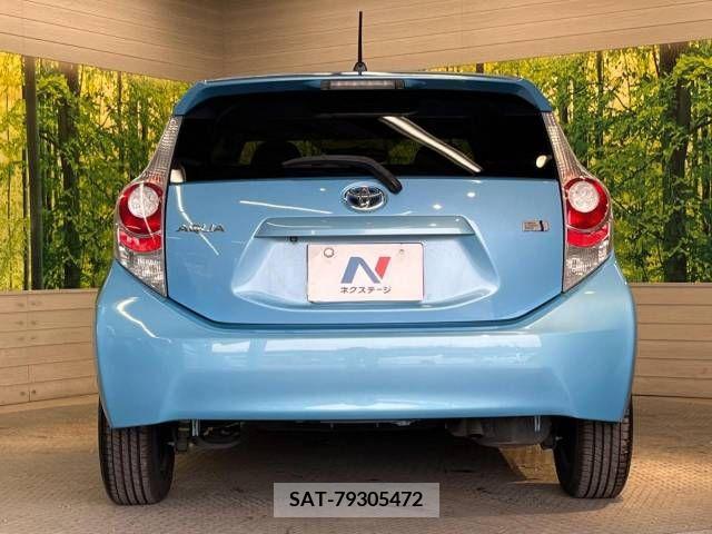 Toyota AQUA 2013-07 313961-15