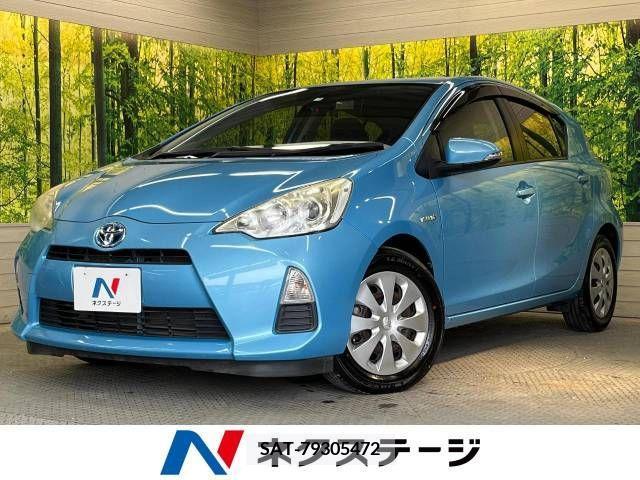 Toyota AQUA 2013-07 313961-0