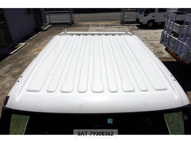 Hino DUTRO 2019-02 268108-9