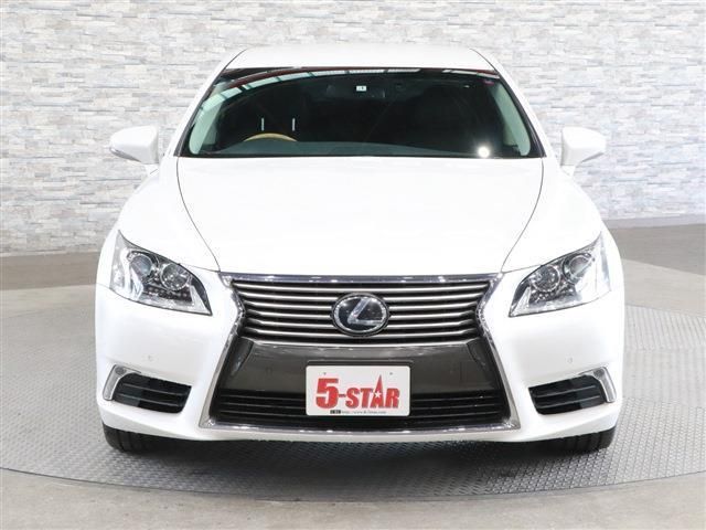 Lexus LS 2017-01 193763-5