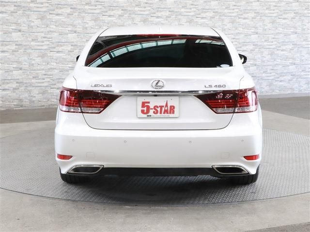 Lexus LS 2017-01 193763-7