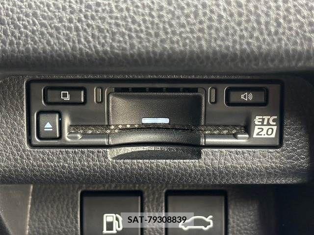 Toyota CROWN 2023-03 333292-10