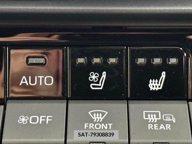 Toyota CROWN 2023-03 333292-6