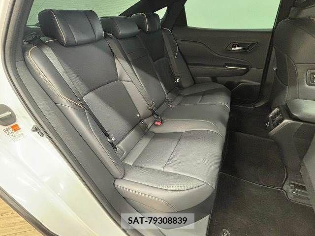 Toyota CROWN 2023-03 333292-5
