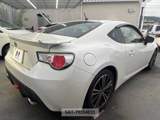 Toyota 86 2014-03 258607-17