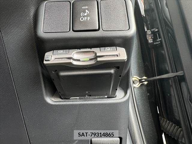 Toyota AQUA 2013-09 335872-27